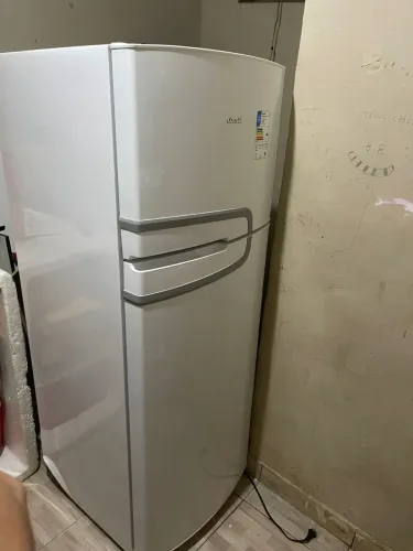 Geladeira Consul pouco usada