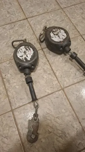 Trava Queda Retrátil Para Trabalho Em Altura Preto (Usado)