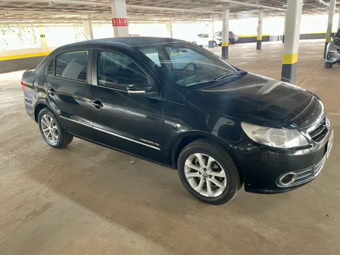 Volkswagen Voyage Comf/highli. 1.6 MI T.flex 8V 4P 2011
