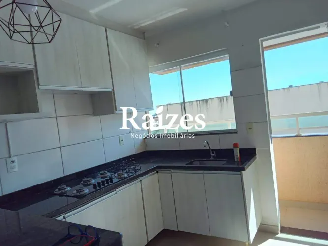 Apartamento no Bosque dos Buritis com 2 quartos e varanda no quarto e cozinha