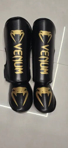 Caneleira Muay Thai Venum