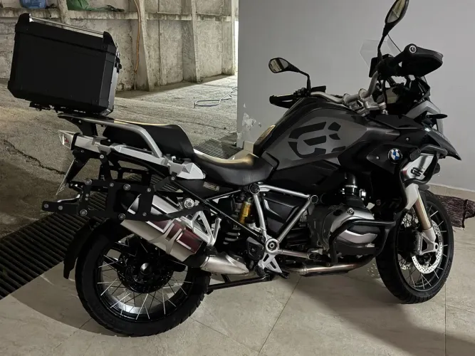 GS 1200 top de linha