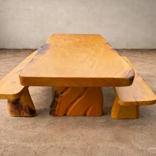 MESA RÚSTICA DE JAQUEIRA 