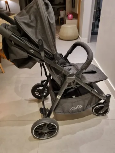 VENDO carrinho de Bebê