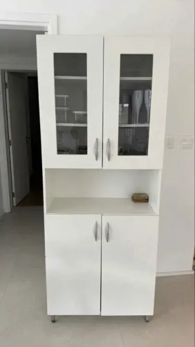 Armário de cozinha 4 portas em ótimo estado