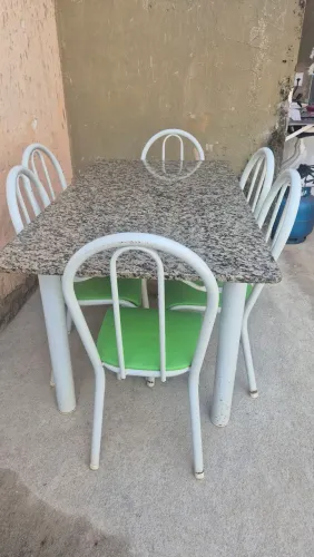 Mesa tampa mármore 6 cadeiras