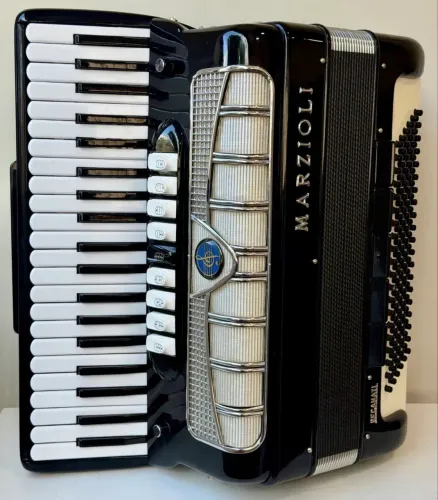 Acordeon Marzioli 4/5 eletrificação Harmonik