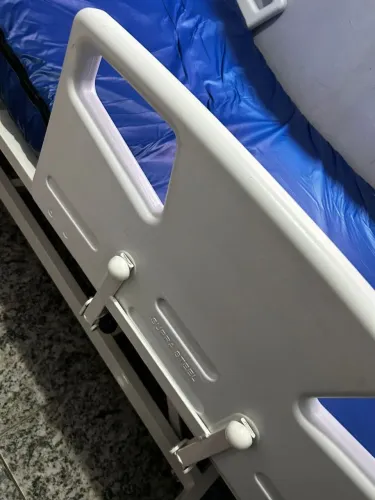 Cama Hospitalar Articulada Manual 3 Posições