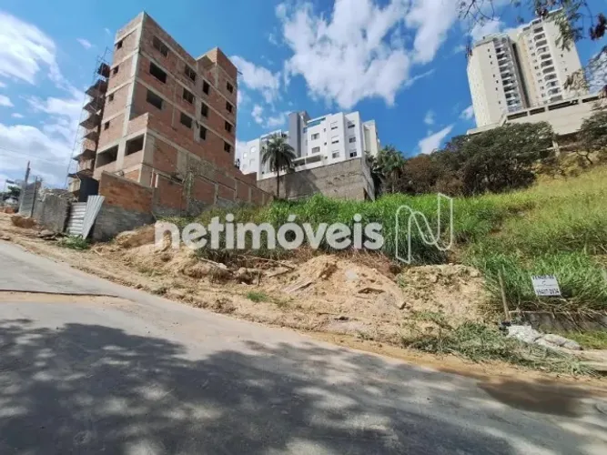 Lote-Área-Terreno 391m² à venda por R$350.000,00
