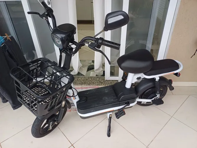Scooter eletrica