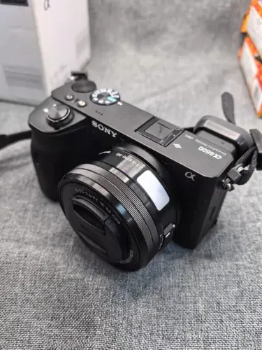 (OPORTUNIDADE) Câmera Sony a6600 4k