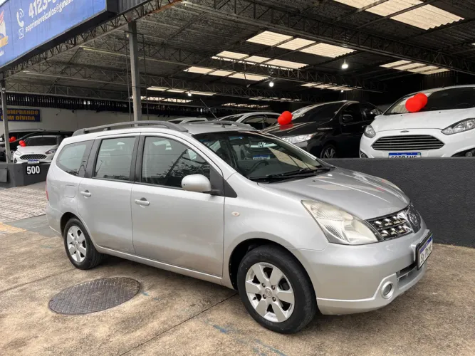 Nissan Livina Grand SL 1.8 16V Flex Fuel Aut. 2012