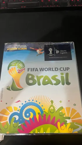 Álbum Panini Copa do mundo 2014 COMPLETO E IMPECÁVEL + figurinhas complementares