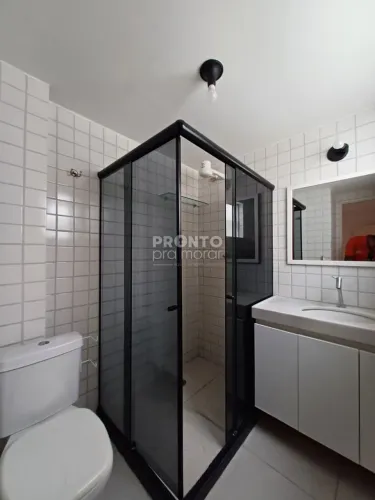 Apartamento com 4 quartos em Aflitos