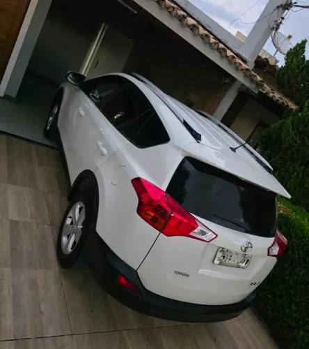 Toyota RAV4 2.0 4X2 16V Aut. 2014