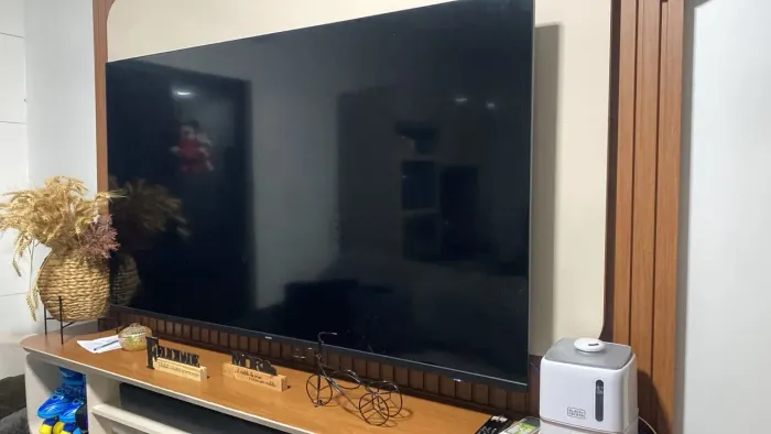 Vendo televisão 70 polegadas