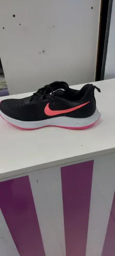 TÊNIS NIKE PRETO COM ROSA MENINA TAMANHOS 25 AO 33