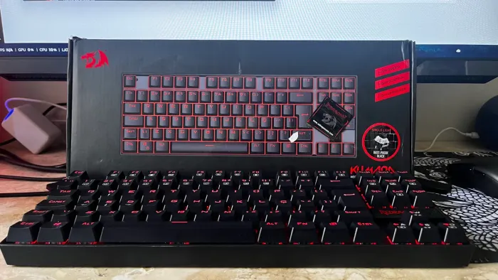 Teclado Mecânico Gamer Redragon Kumara Single Color LED Vermelho Switch Preto K552-2