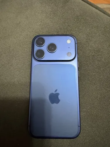 iPhone 17 Pro Deep Blue 256GB
