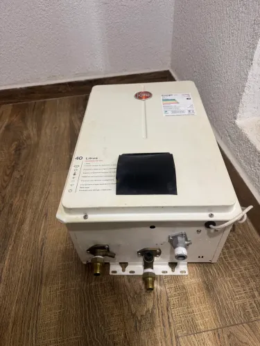 AQUECEDOR DE ÁGUA RHEEM 40 LITROS