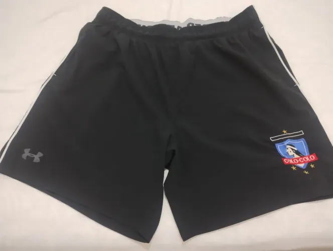Short Colo Colo