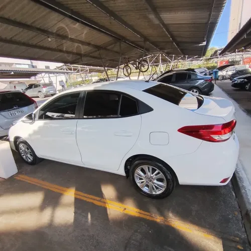 Toyota Yaris XL Sedan 1.5 Flex 16V 4P Aut. 2019
