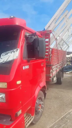 Vendo caminhão 8140
