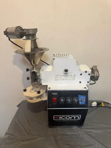 Máquina de fabricar salgadinhos e doces Eicom