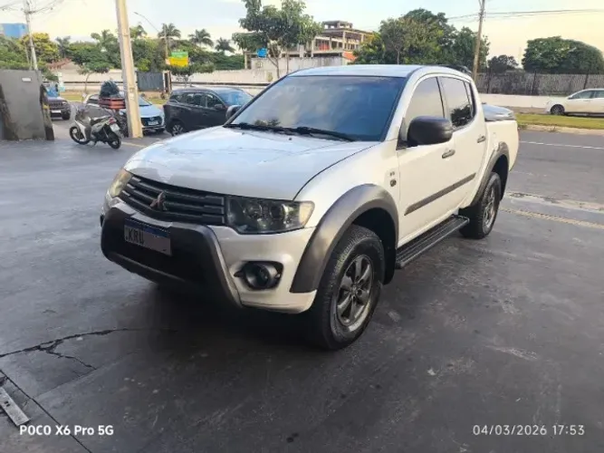 Mitsubishi L200 T.outdoor 3.2 CD TB Int. Dies. Aut. 2017