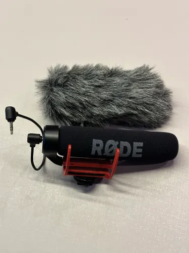 Microfone RØDE Profissional Completo + Deadcat Anti Vento
