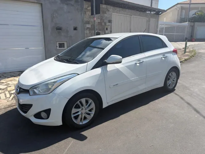 Hyundai HB20 Premium 1.6 Flex 16V Mec. 2014