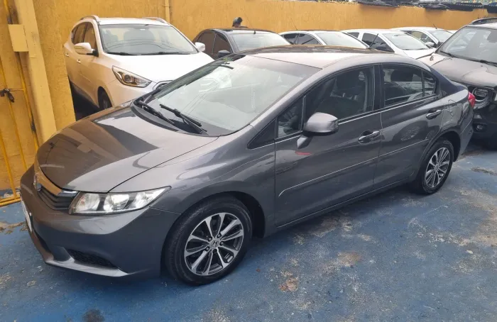 Honda Civic Sedan LXS 1.8/1.8 Flex 16V Aut. 4P 2014