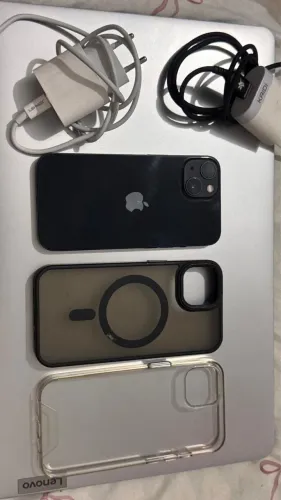 iPhone 13 bom estado