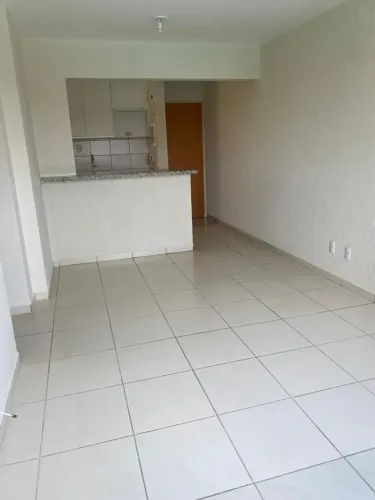 Apartamento no Condominio Pedra do Sol, com 2 quartos, 1 vaga de garagem