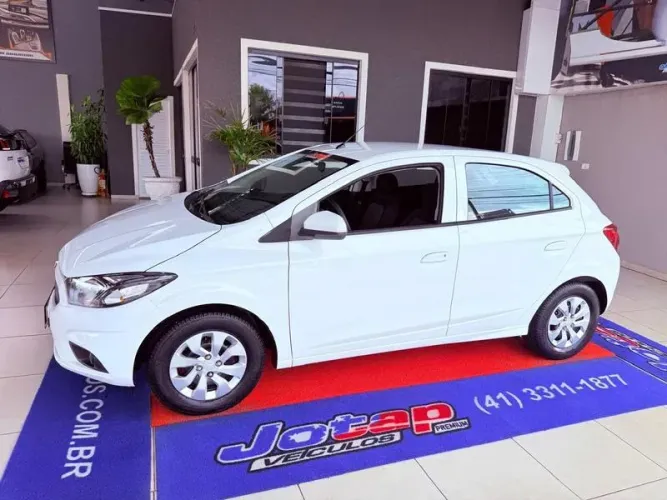 Chevrolet Onix Hatch LT 1.0 8V Flex Mec. 4P 2018