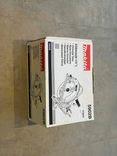 Serra Circular Makita 5902B