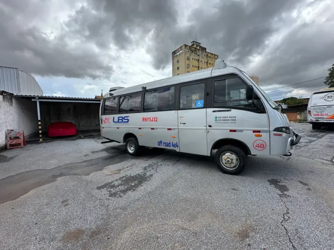 Micro ônibus Volare 4x4