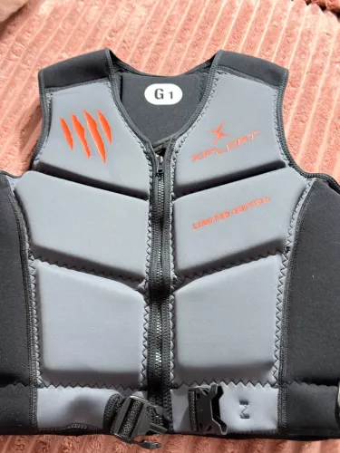 Colete XFloat Limited Edition G1 ? nunca usado