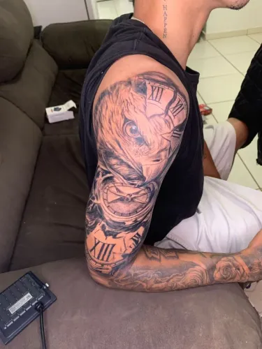 Tattoo, Lettering