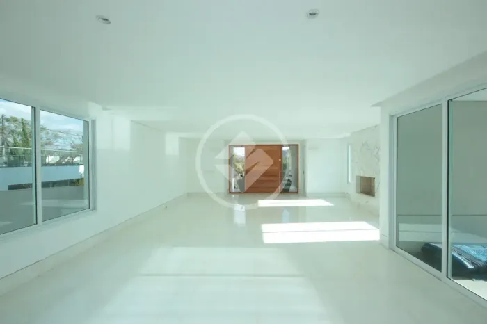 CASA DE 4 QUARTOS A VENDA EM CONDOMINIO FECHADO ALPHAVILLE codigo: 343320
