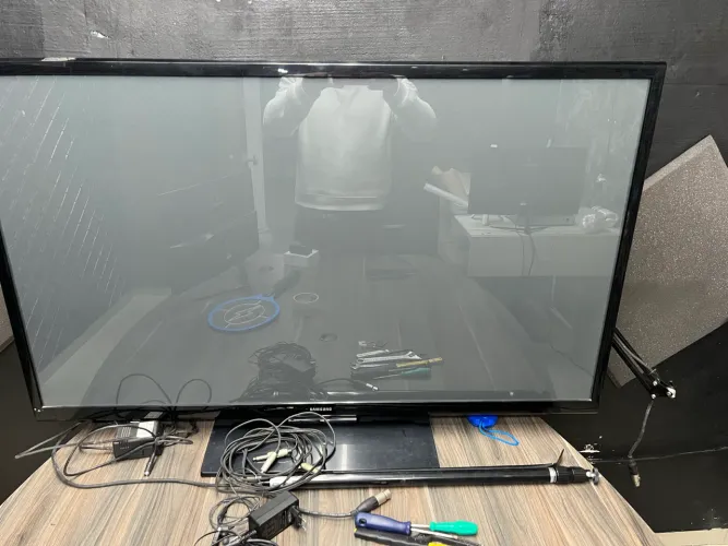 ? TV SAMSUNG PLASMA 51? - R$ 700