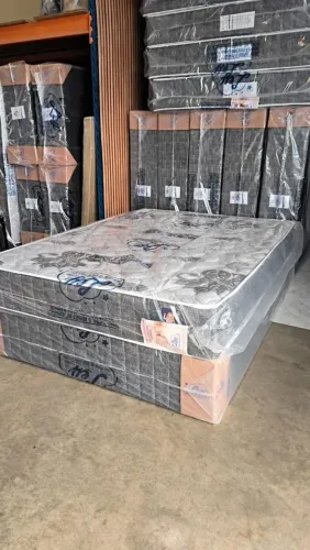 Cama cama _ Brinde travesseiros!