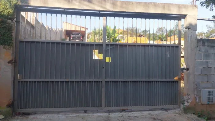 Portão alumínio 4.60x2.60 Deslizante Usado Duas Folhas