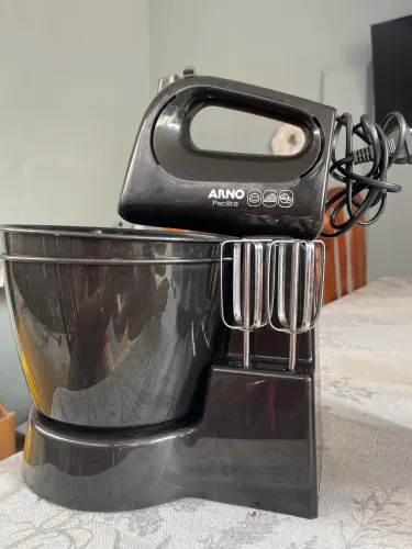 Batedeira Arno - R$120,00