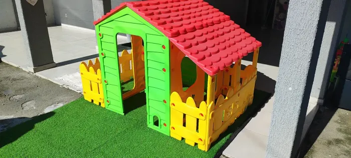 Casinha de plástico para crianças