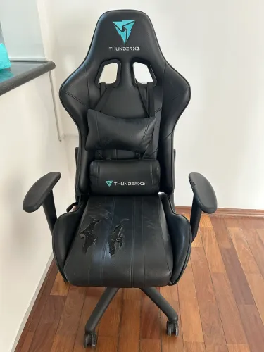 Cadeira gamer usada