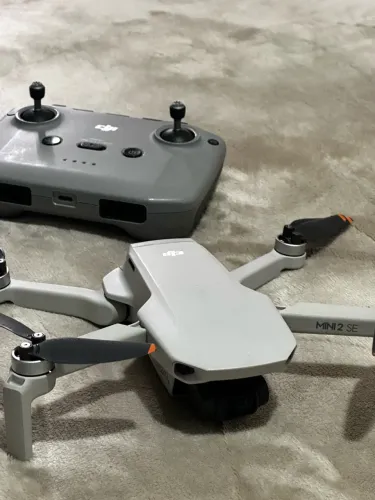 DJI Mini 2 SE + Controle + Caixa Original | Pouco uso