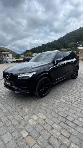 Volvo XC 90 D-5 Momentum 2.0 235cv Diesel 5P 2019