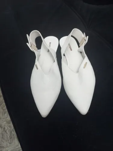 Vendo esta sandália da marca Botelho