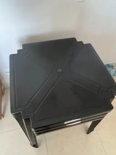 3 mesas de plástico